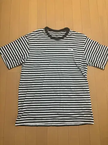 THE NORTH FACE 스트라이프 티셔츠 XL