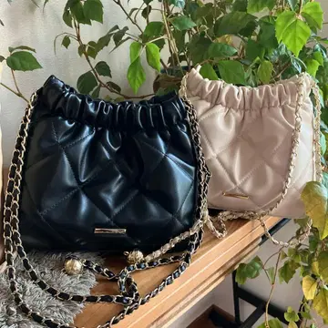 퀼팅 숄더백 2점