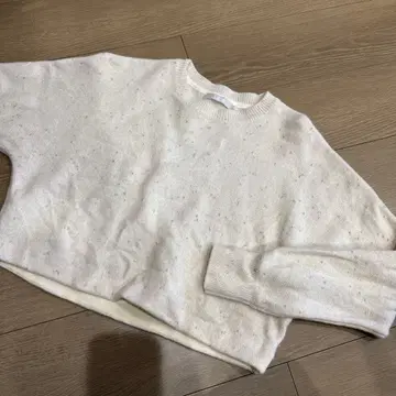 ICB 화이트 니트 스웨터 S 사이즈