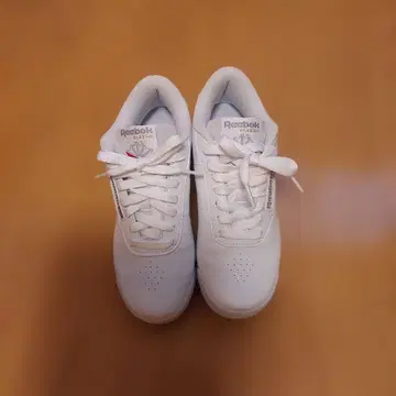 리복 화이트 스니커즈