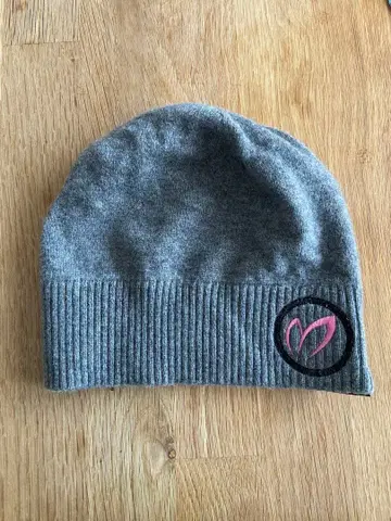 MBE 니트 그레이 모자