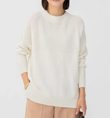 새상품 [ 23구 ] 온워드 워셔블 울 코드 모크넥 절개 니트