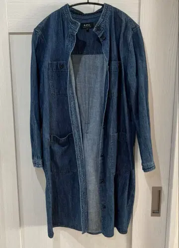 [ 컨디션 최상 ] A.P.C. 데님 코트 노카라 36