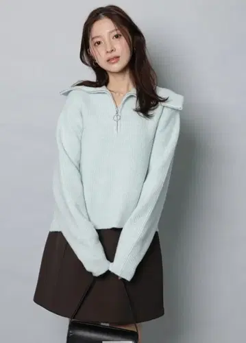 아푸와이저 리셰 빅 컬러 하프 ZIP 니트