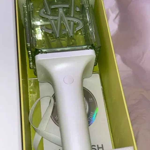 엔시티위시 응원봉 믐뭔봄