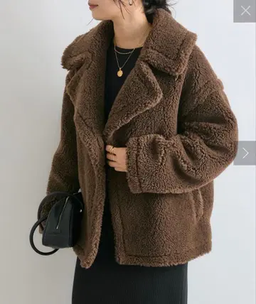 리브 드와 플러피 보아 숏코트