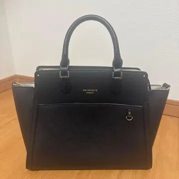 블랙 합성 피혁 토트백