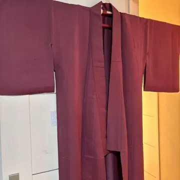 순수 실크 보라색 이로무지 하나 문 단의 기모노 화장 61