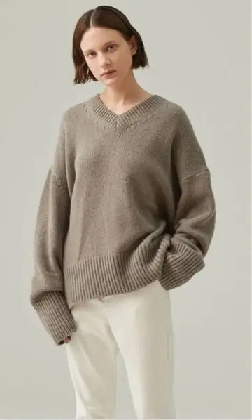 GALERIE VIE 니트 스웨터 V넥