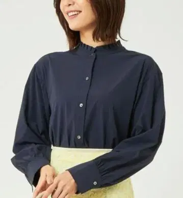 그린 레이블 릴랙싱 스탠드 프릴 개더 블라우스