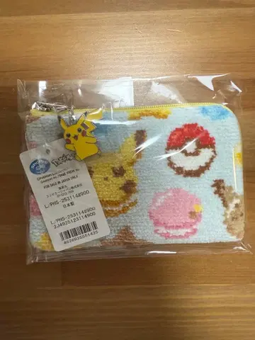 FELLER 피카츄 스위츠 L 파우치