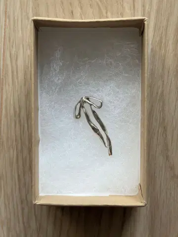 pluie 마리포사 디어 귀걸이 (단품, 한쪽 귀용)