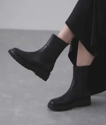 트랙 밑창 스트레치 부츠 블랙 38