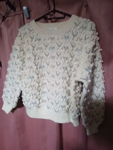 일품 novara 폼폼 짜임 무늬 긴팔 니트 나루미야 인터내셔널