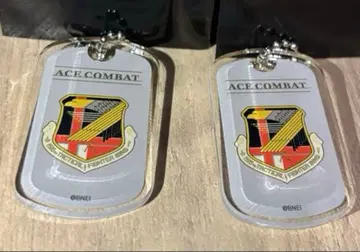 에이스 컴뱃 30th 보틀 키퍼풍 아크릴 키링 옐로우 컬러 중대 2개