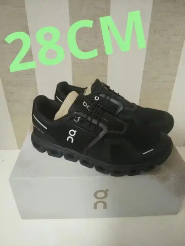 on cloud 6 블랙 스니커즈