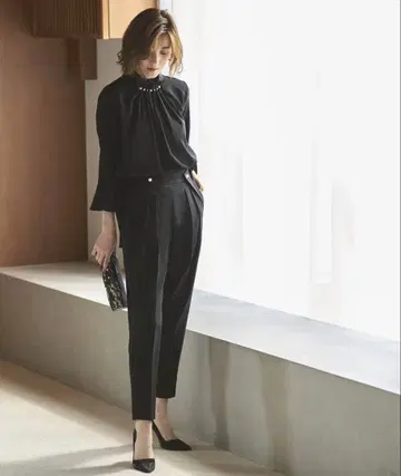 ruirue boutique 펄 포인트 블라우스 & 팬츠 셋업