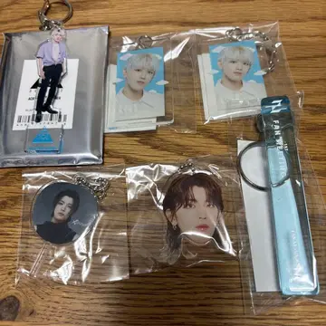 INI 타카츠카 히로무 아크릴 키링