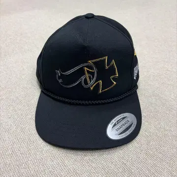 Carservice x Liberalist 캡