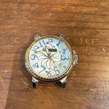 쿼츠 손목시계 화이트 다이얼 블루 숫자