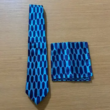 marimekko 실크 넥타이 포켓 치프 세트