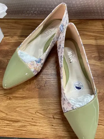 [ JELLY BEANS ] 그린 플라워 무늬 펌프스 23.5cm