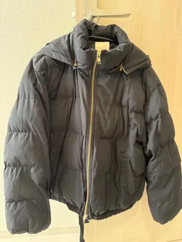 가격 인하합니다! 블랙 다운 자켓 M 사이즈