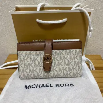 MICHAEL KORS 이단 접이식 지갑 베이지/브라운