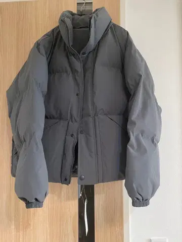 미사용 새상품 GU 웜 패디드 스탠드 블루종 다크 그레이 S 사이즈