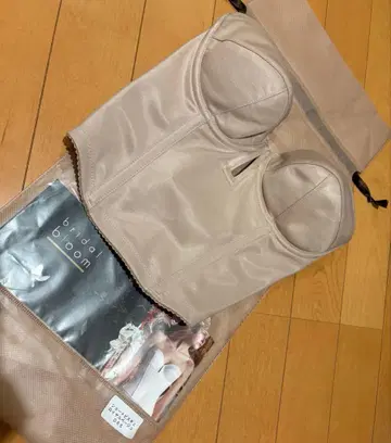 Bridal Bloom 숏 뷔스티에 D65