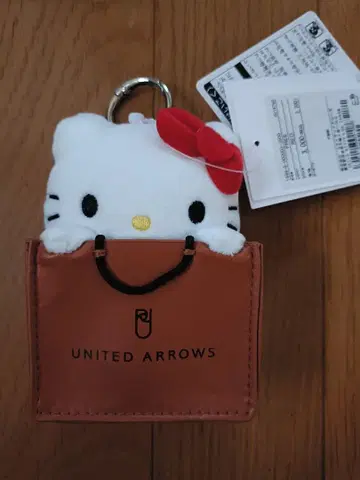 HELLO KITTY x UNITED ARROWS 참