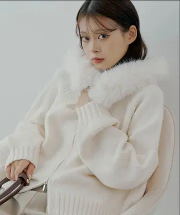 [ 새상품 ] SALON by Chico 후드 퍼 W 지퍼 니트 가디건