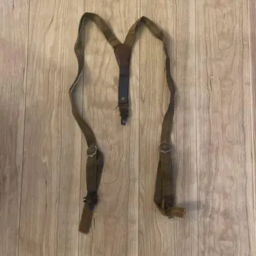 아나크로놈 서스펜더 레어