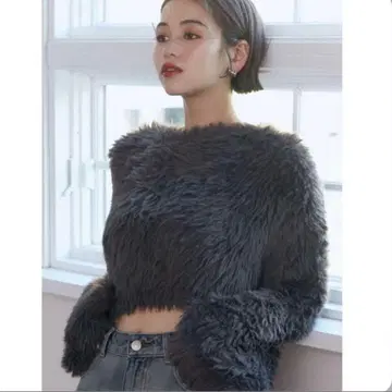 MURUA 샤기 크롭 니트