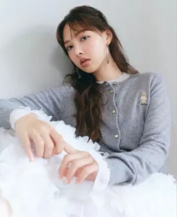 Lily Bear 컴팩트 니트 가디건 그레이