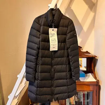 TATRAS 구스다운 미들 기장 다운 자켓 블랙