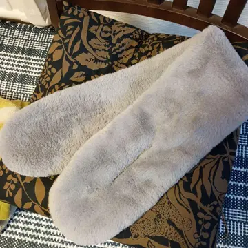 그레이 복슬복슬 롱 머플러