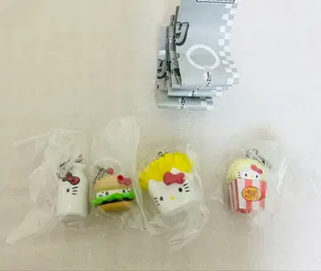 산리오 헬로키티 아메리칸 디자인 메지루시 액세서리 세트