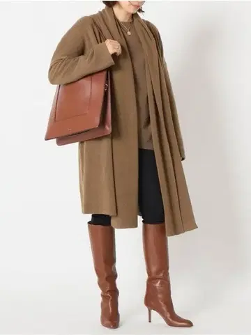 MUSE de Deuxieme Classe IASON 스톨 가운