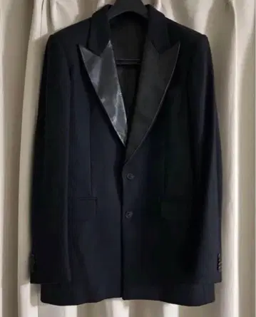 Trussardi 1911 가죽 자켓 SIZE 46 정가 약 25만 엔