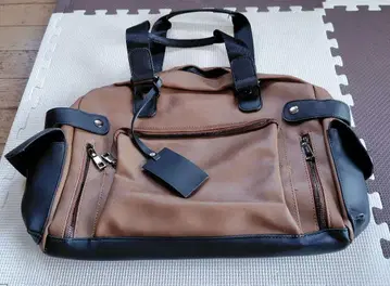 남성용 가방 미사용 새상품, 벨트 포함 A4 파일 수납 가능