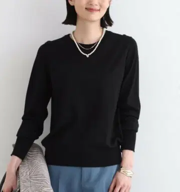 새상품 [ 울 100% ] 엑스트라 파인 메리노 크루넥 니트