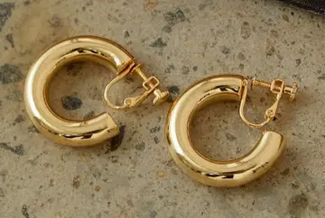 Loungedress GALENA 미니 후프 귀찌