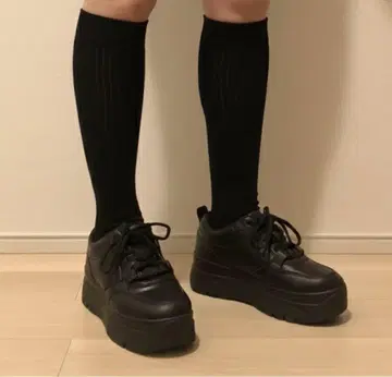 여성용 통굽 스니커즈