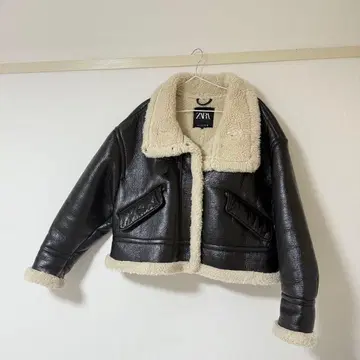 ZARA 가죽 보아 부착 자켓 M 사이즈 새상품급