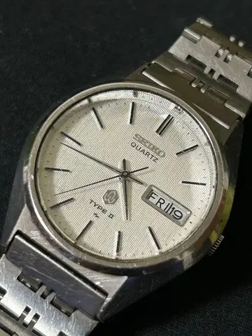 SEIKO. 쿼츠. TYPE II 실버. 가동 중