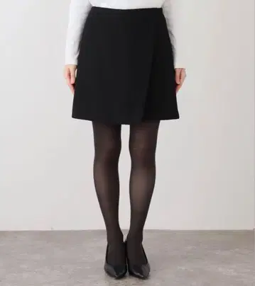 슬로브 이에나 랩 숏팬츠 블랙 36