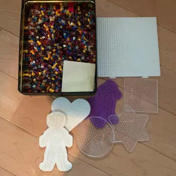 펄러비즈와 틀 플레이트 세트