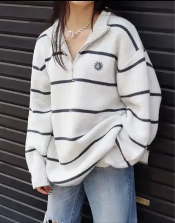 EVRIS SUNNY 하프 지퍼 니트