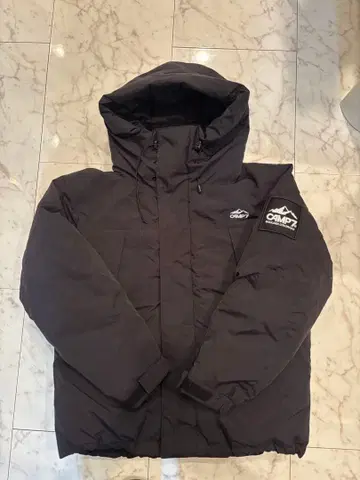 CAMP7 후드 부착 블랙 다운 자켓
